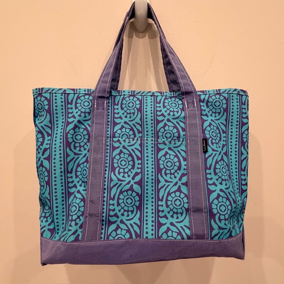L.L.Bean Zip Top Tote Bag Blue Purple Floral Pattern Canvas Beach Travel - Picture 2 of 6